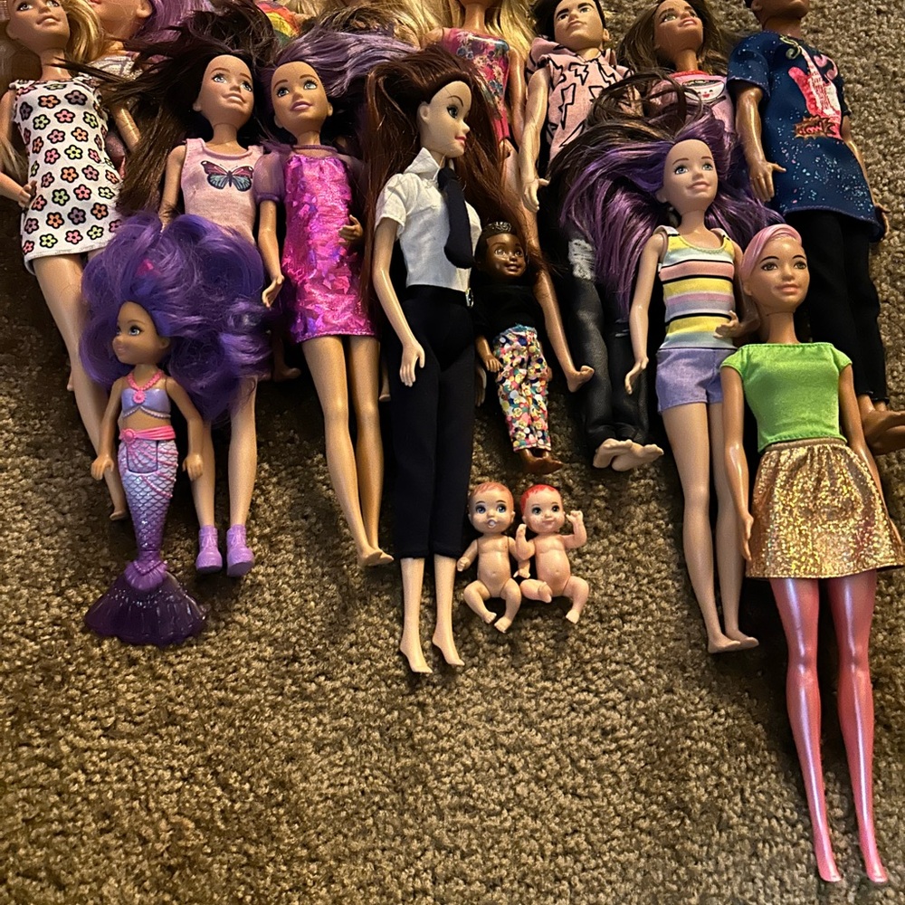 Barbie doll bundle